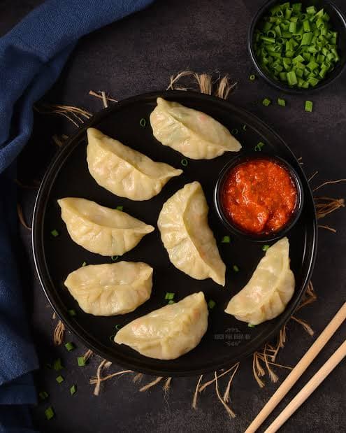 Steamed Dumpling Box with Chilli Oil